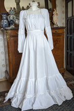 Load image into Gallery viewer, Aurelia dress