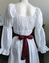 Load image into Gallery viewer, Chemise dress (white or black )