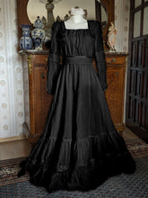 Load image into Gallery viewer, Aurelia dress
